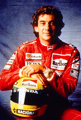 Senna Sitting